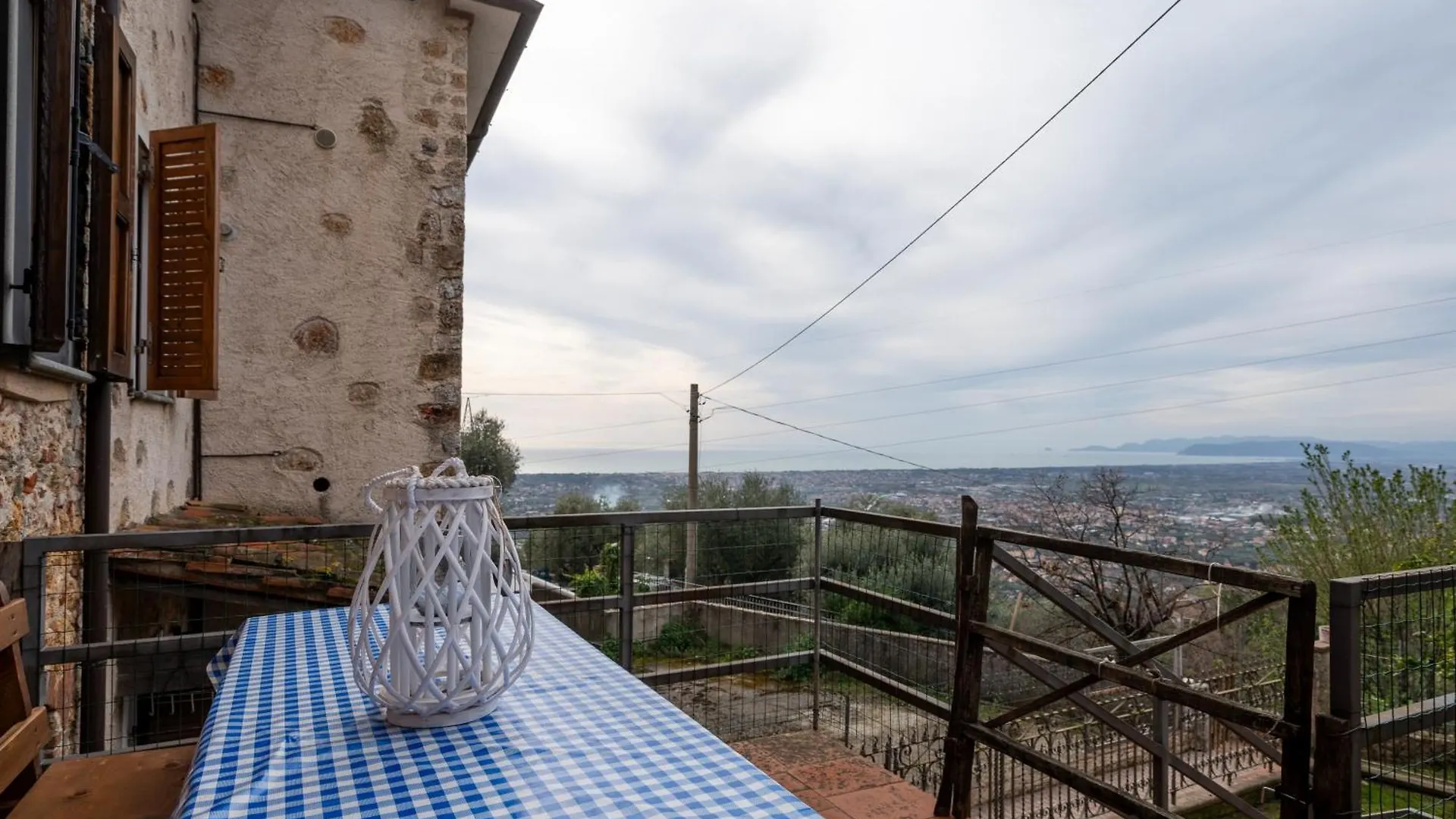 Casa Vacanze Panoramico Versilia Capriglia  0*, Capriglia (Lucca) Italy